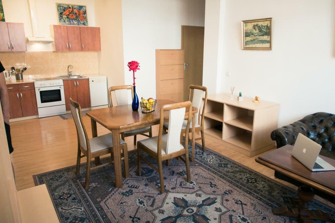 Town Hall 3 Bedroom Apartment فيلنيوس المظهر الخارجي الصورة